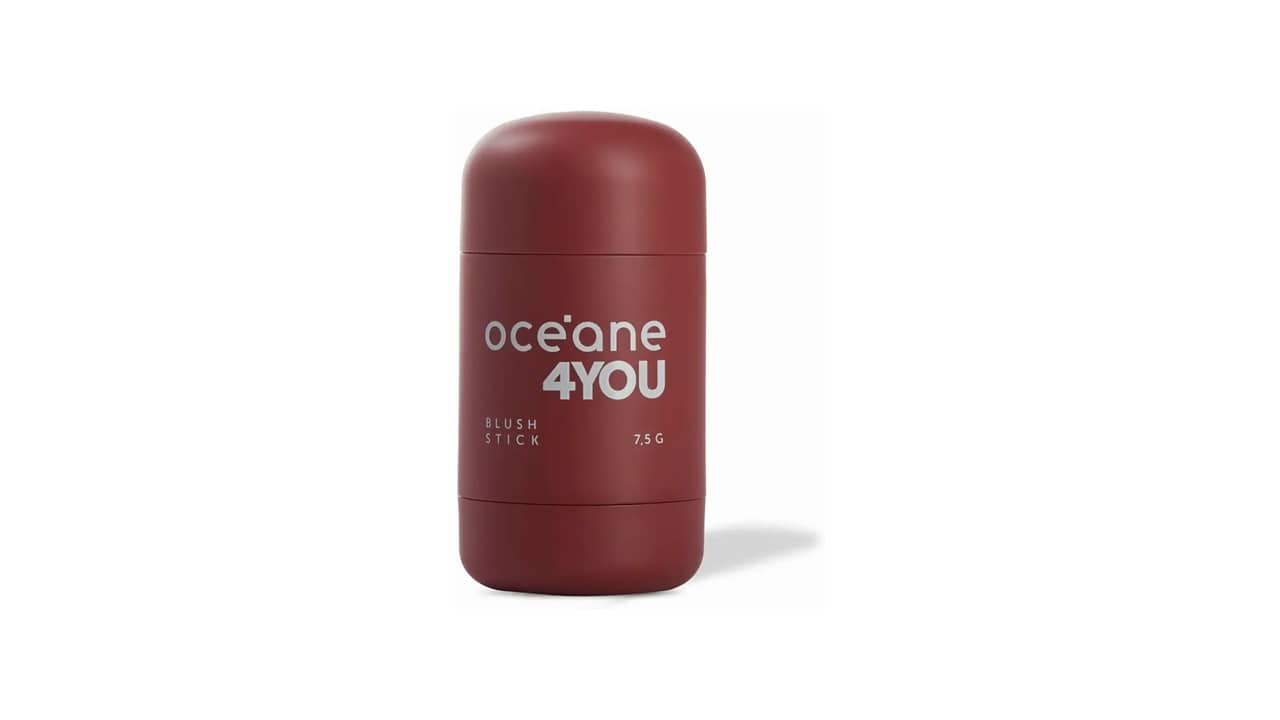 Melhor Blush em Bastão: Qual Cria o Melhor Efeito Rosado?