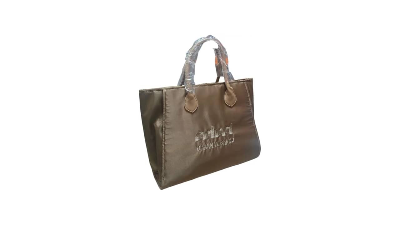 Melhor Bolsa Colcci: Estilos Monogramados e Minimalistas