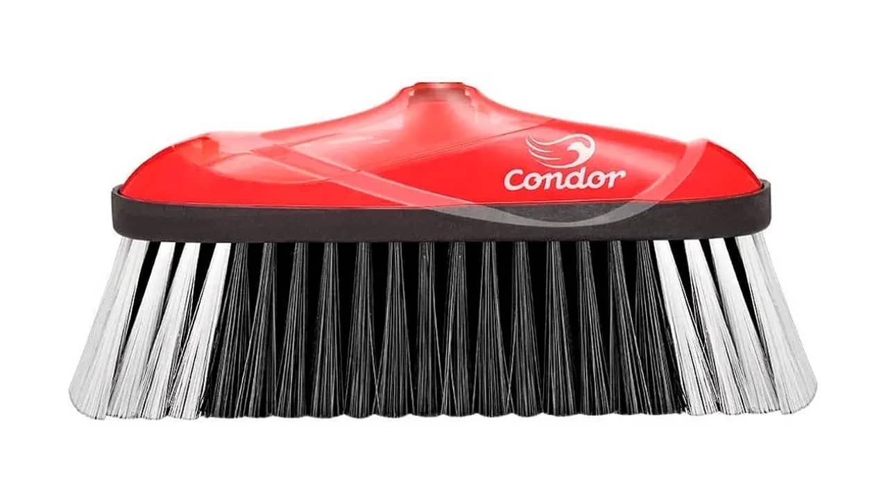 Melhor Vassoura para Varrer Casa: Cerdas Flexíveis e Durabilidade