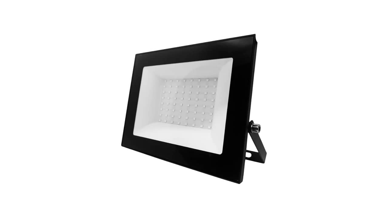 Qual o Melhor Refletor de LED para Área Externa? Análise de 10 Modelos Potentes e Eficientes